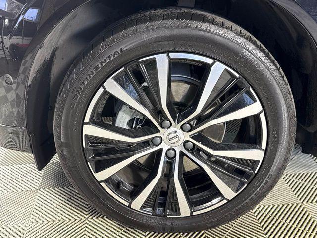 used 2024 Volvo XC60 car, priced at $33,990