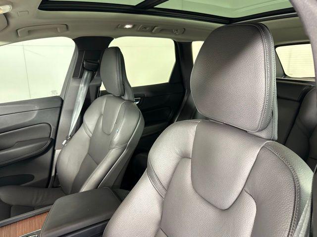 used 2024 Volvo XC60 car, priced at $33,990