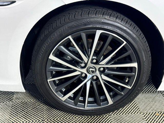 used 2024 Lexus ES 350 car, priced at $42,890