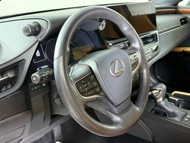 used 2024 Lexus ES 300h car, priced at $41,890