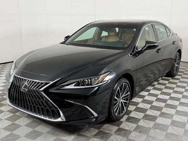 used 2024 Lexus ES 300h car, priced at $41,890