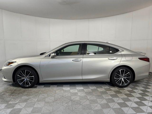 used 2025 Lexus ES 300h car, priced at $44,890