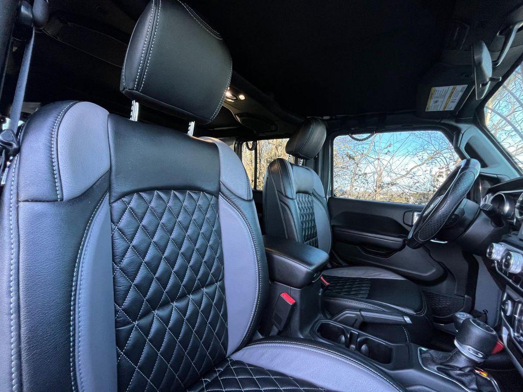 used 2019 Jeep Wrangler Unlimited car, priced at $38,900