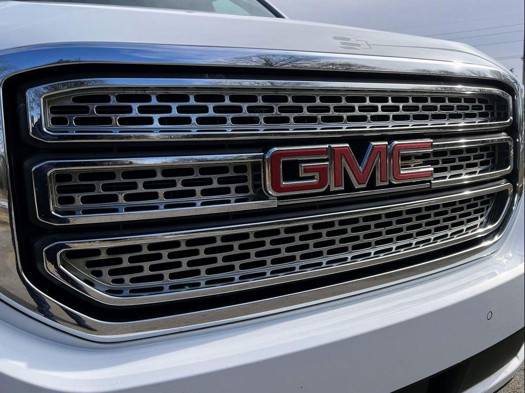 used 2018 GMC Yukon car, priced at $27,950
