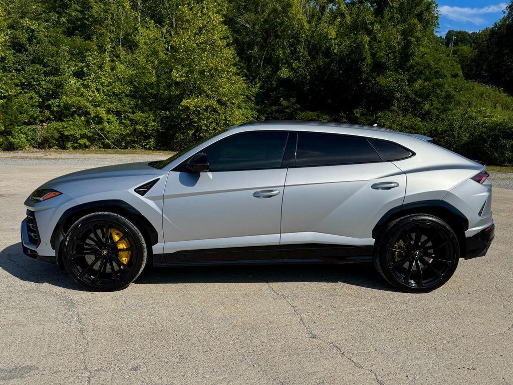 used 2021 Lamborghini Urus car, priced at $196,900