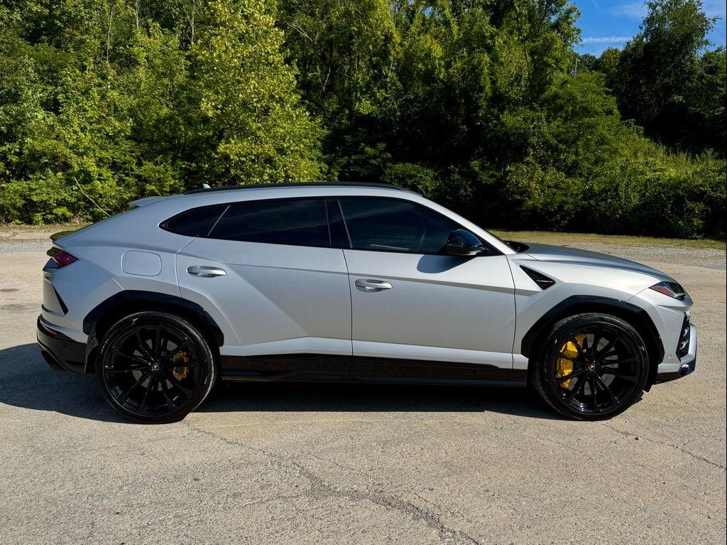 used 2021 Lamborghini Urus car, priced at $196,900