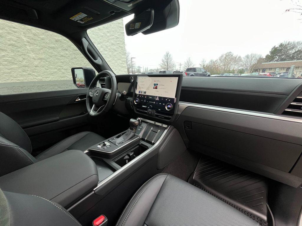 used 2025 Lexus GX 550 car, priced at $86,950