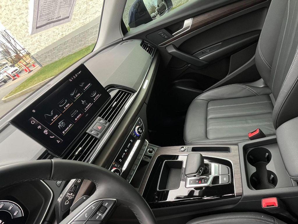 used 2025 Audi Q5 car, priced at $38,500