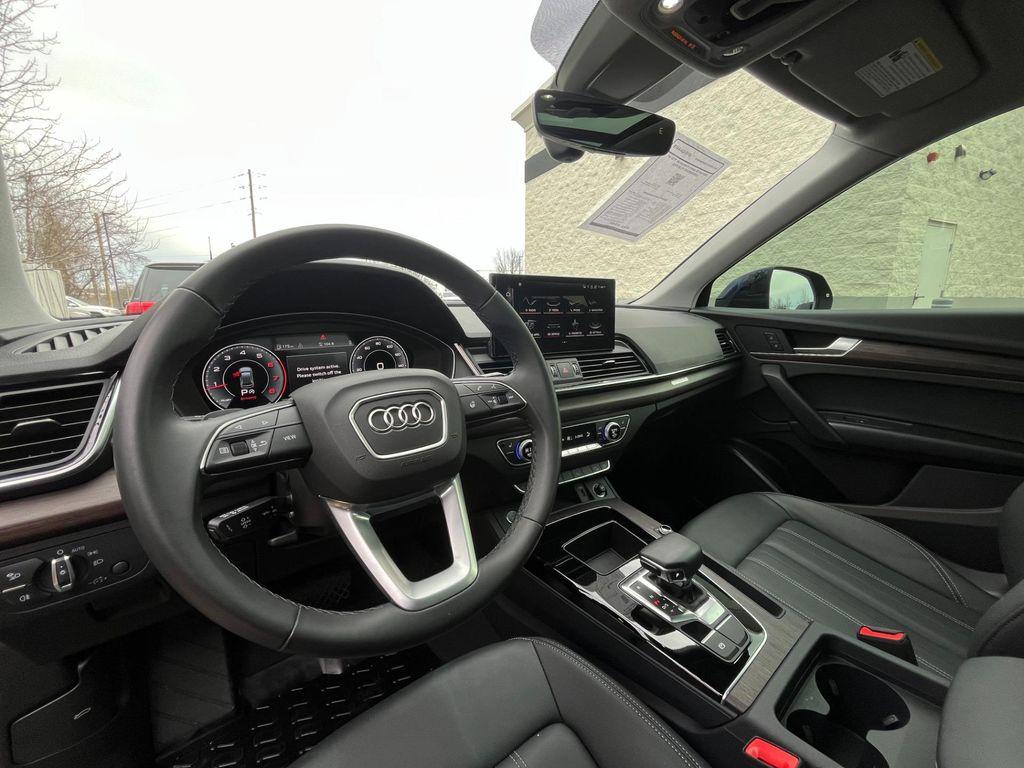 used 2025 Audi Q5 car, priced at $38,500