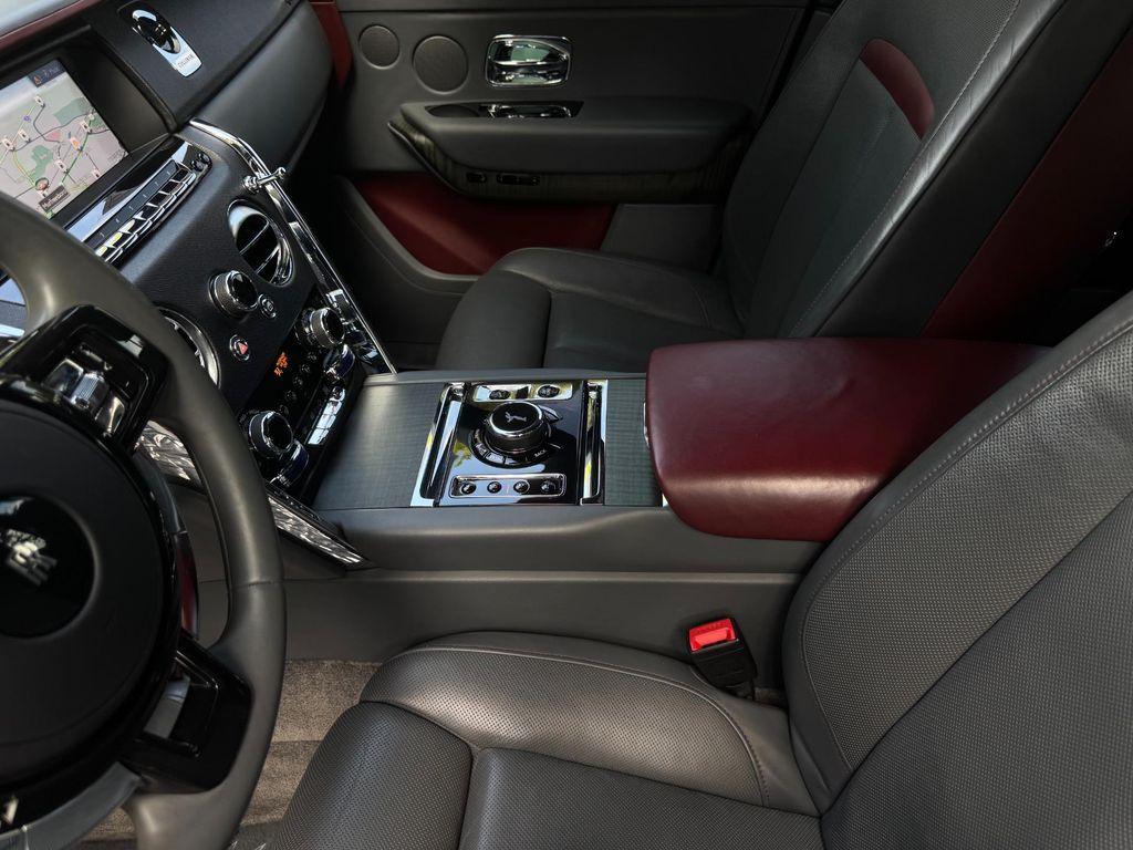 used 2020 Rolls-Royce Cullinan car, priced at $239,900