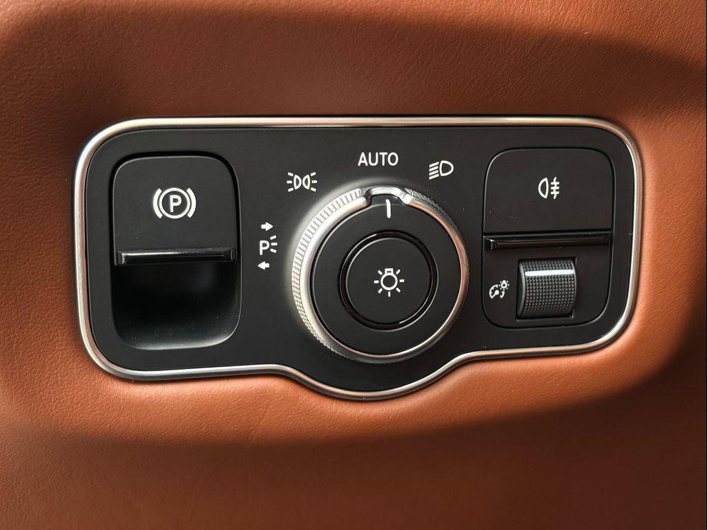used 2020 Aston Martin Vantage car, priced at $98,850