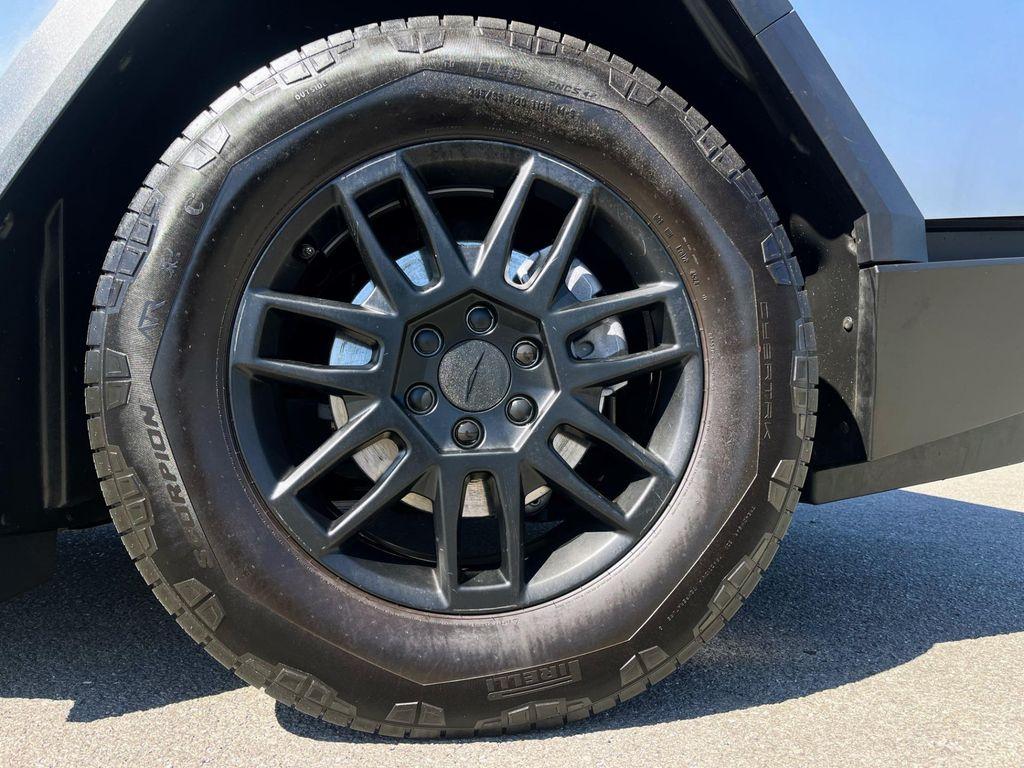 used 2025 Tesla Cybertruck car, priced at $77,500