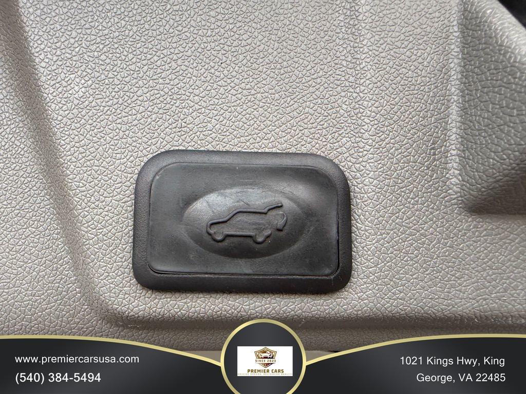 used 2014 Chevrolet Traverse car, priced at $5,799