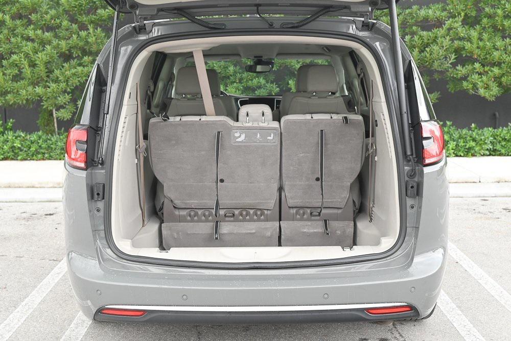 used 2021 Chrysler Pacifica car, priced at $13,990