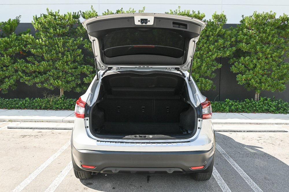 used 2020 Nissan Rogue Sport car, priced at $11,677