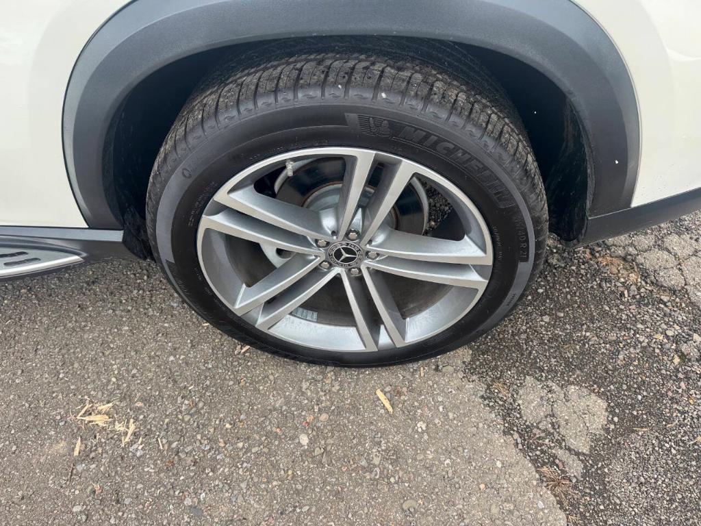 used 2022 Mercedes-Benz GLE 350 car, priced at $48,900