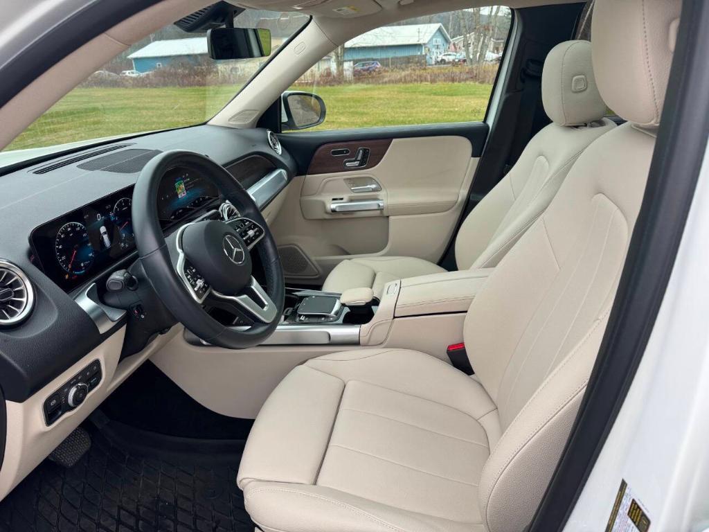 used 2023 Mercedes-Benz GLB 250 car, priced at $36,900