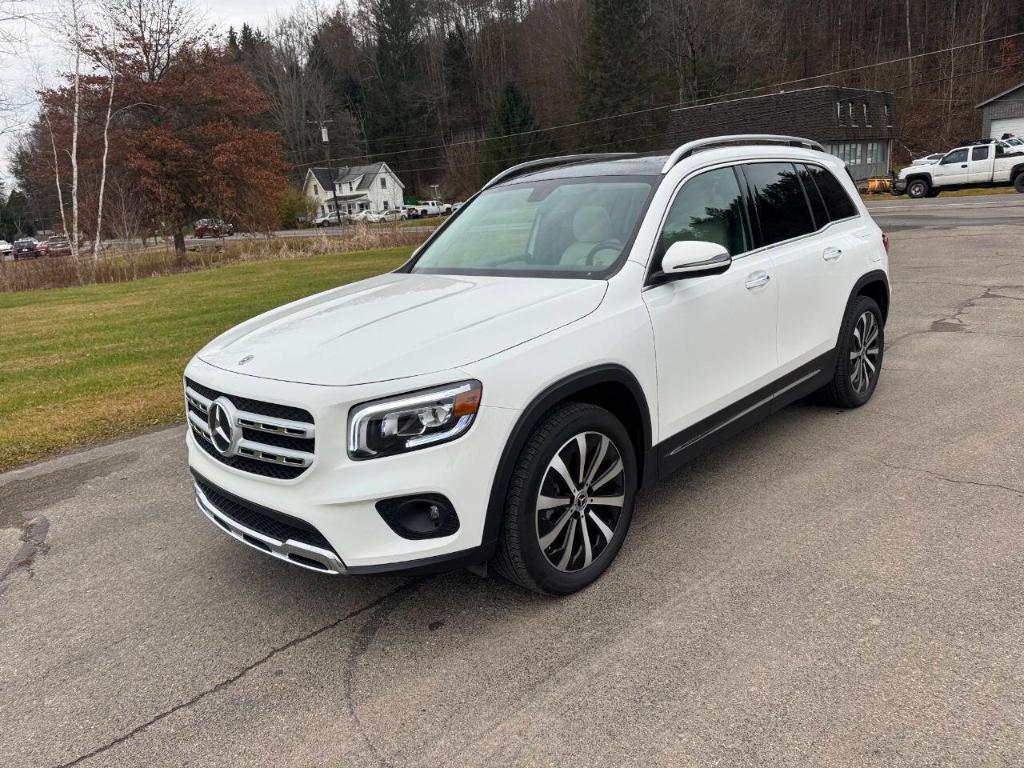 used 2023 Mercedes-Benz GLB 250 car, priced at $36,900