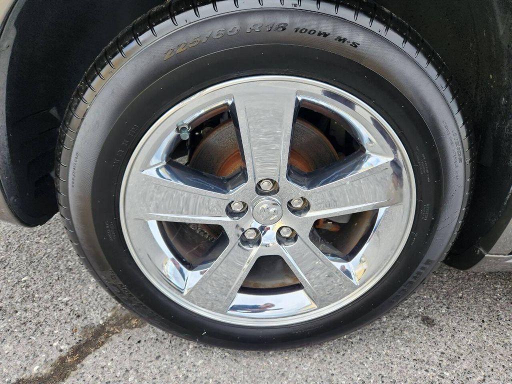 used 2008 Dodge Magnum car, priced at $7,999