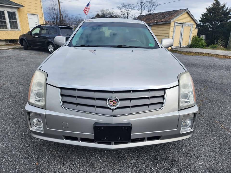 used 2004 Cadillac SRX car, priced at $4,999