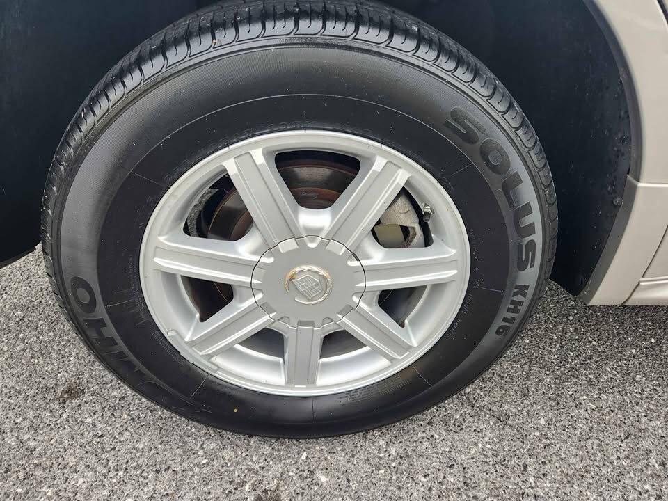 used 2004 Cadillac SRX car, priced at $4,999