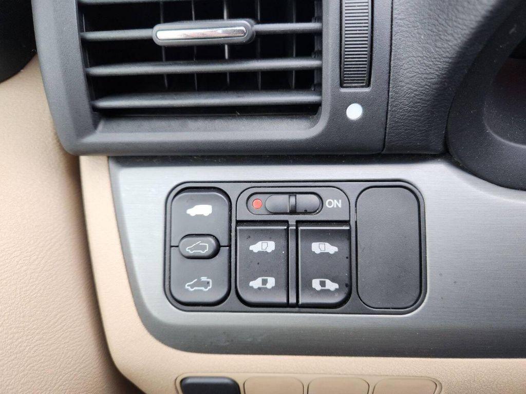 used 2005 Honda Odyssey car, priced at $5,999