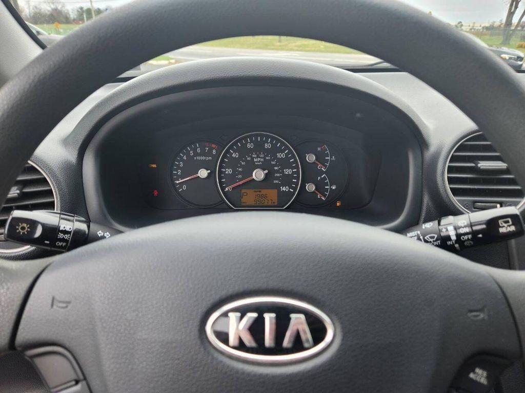 used 2009 Kia Rondo car, priced at $5,999