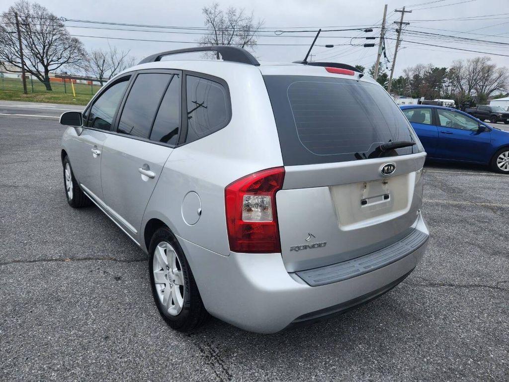 used 2009 Kia Rondo car, priced at $5,999
