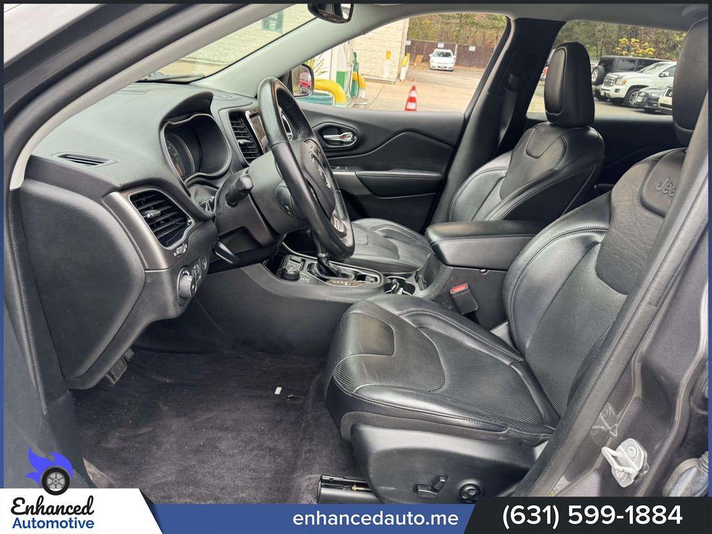 used 2019 Jeep Cherokee car, priced at $11,295