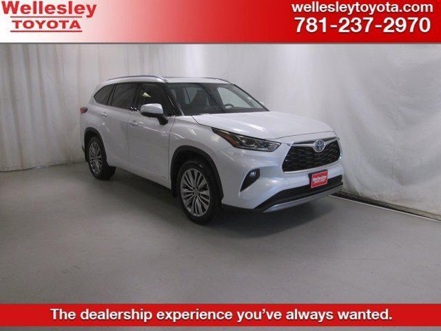 used 2023 Toyota Highlander Hybrid car, priced at $52,499