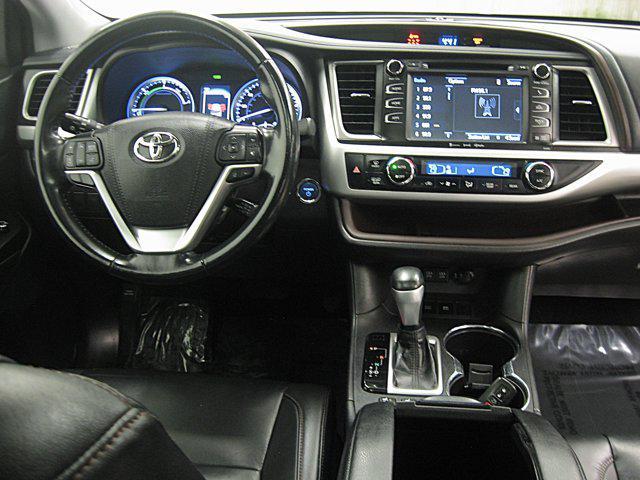 used 2019 Toyota Highlander Hybrid car, priced at $21,990