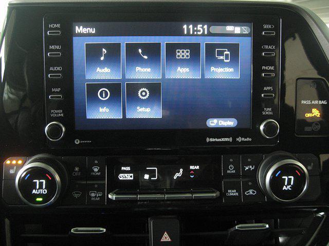 used 2022 Toyota Highlander car, priced at $32,999