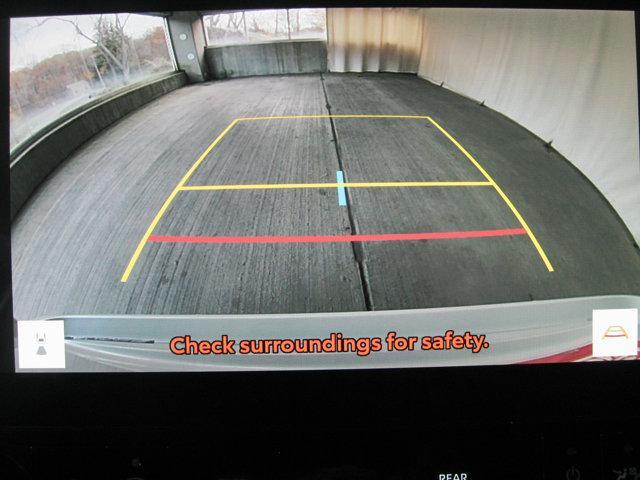 used 2023 Toyota Highlander car, priced at $38,990