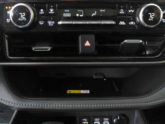 used 2023 Toyota Highlander car, priced at $38,990