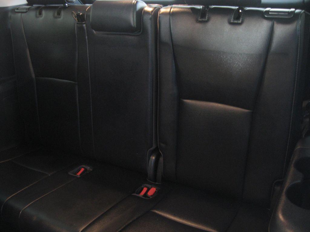 used 2023 Toyota Highlander car, priced at $37,666