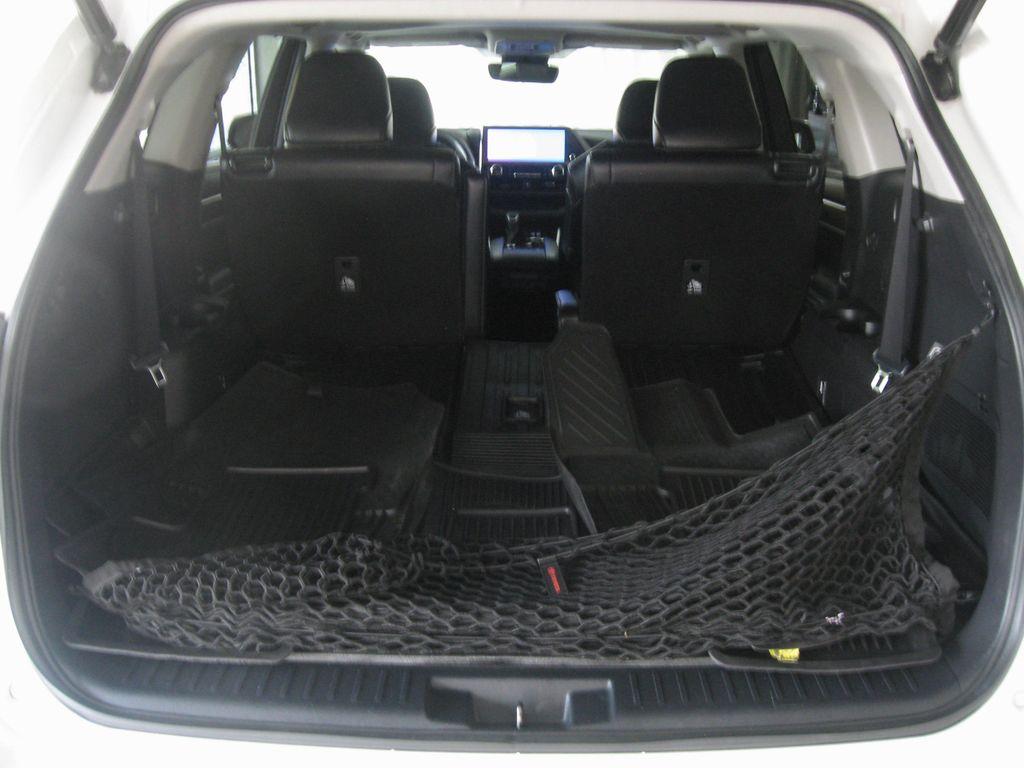 used 2023 Toyota Highlander car, priced at $37,666