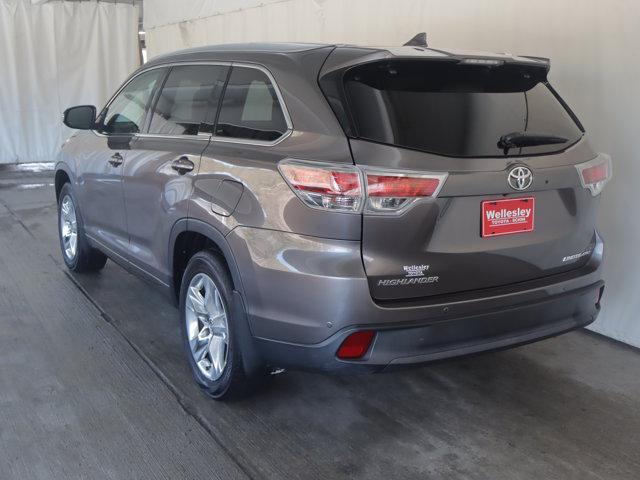 used 2016 Toyota Highlander car, priced at $22,490