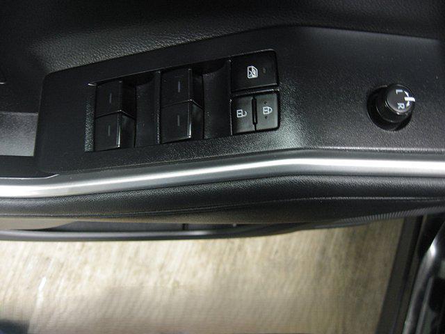 used 2023 Toyota Highlander car, priced at $34,491