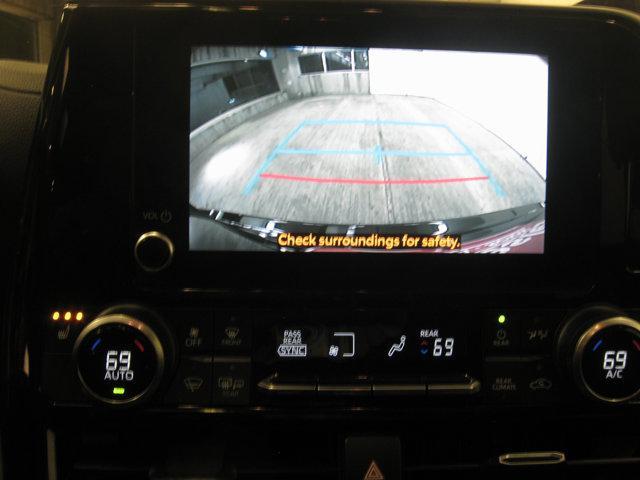 used 2023 Toyota Highlander car, priced at $34,491