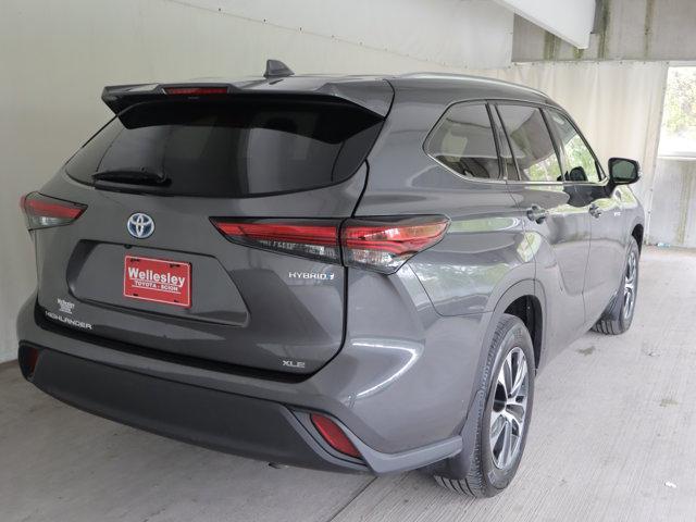used 2021 Toyota Highlander Hybrid car, priced at $35,965