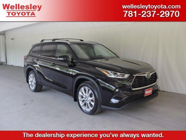 used 2023 Toyota Highlander car, priced at $38,465