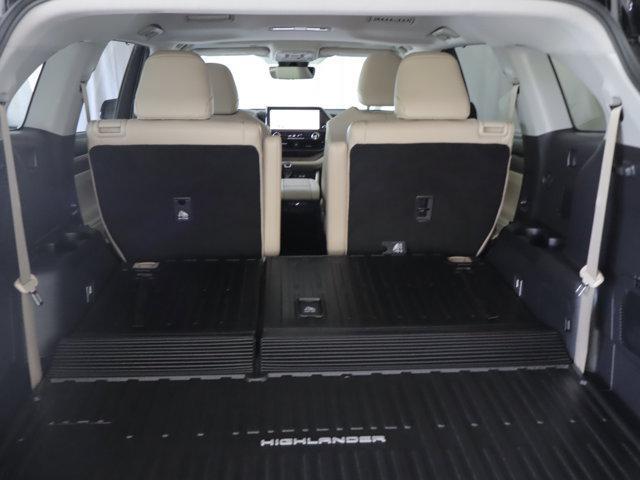 used 2023 Toyota Highlander car, priced at $38,465