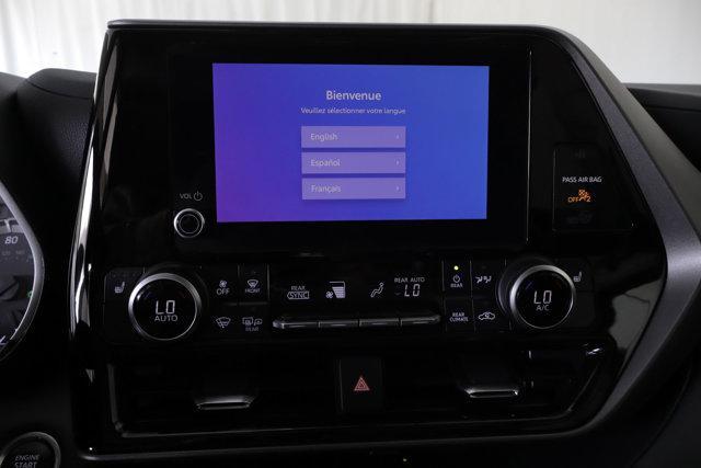 used 2024 Toyota Highlander car, priced at $40,490
