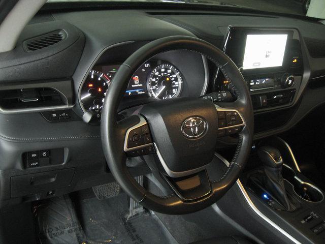 used 2023 Toyota Highlander car, priced at $36,990