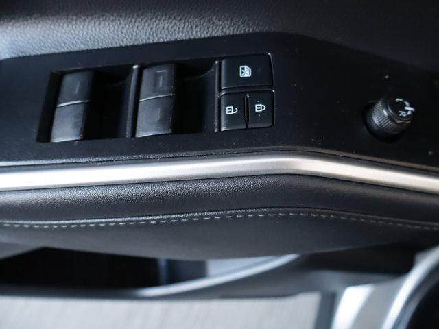 used 2022 Toyota Highlander car, priced at $33,490