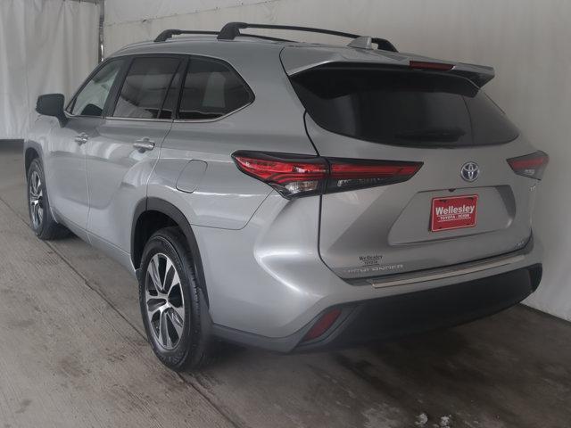 used 2023 Toyota Highlander Hybrid car, priced at $39,991
