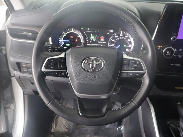 used 2023 Toyota Highlander Hybrid car, priced at $39,991