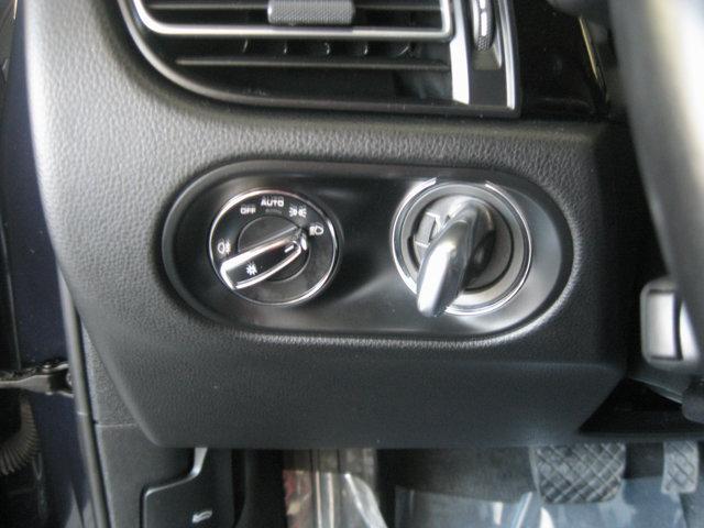 used 2021 Porsche Macan car, priced at $30,991