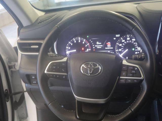 used 2023 Toyota Highlander car, priced at $35,991
