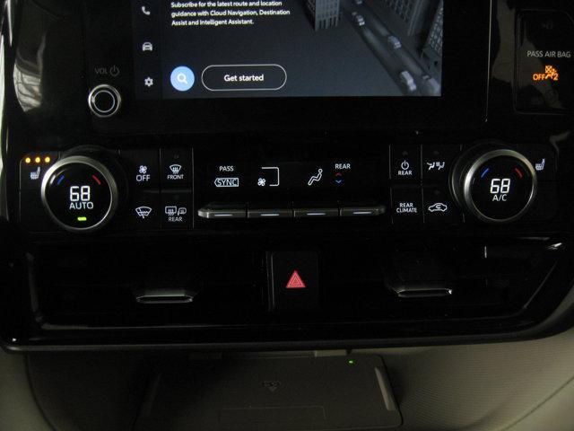 used 2024 Toyota Highlander car, priced at $38,490